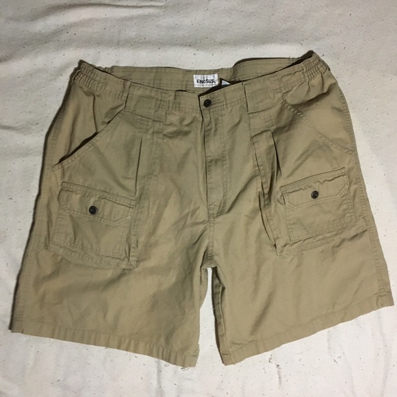 Mens Sz 42 Tan Shorts King Size - Picture 1 of 3